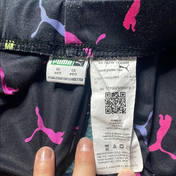 Puma Kids' Leggings with Neon Logo Accents - Picture 2 of 2